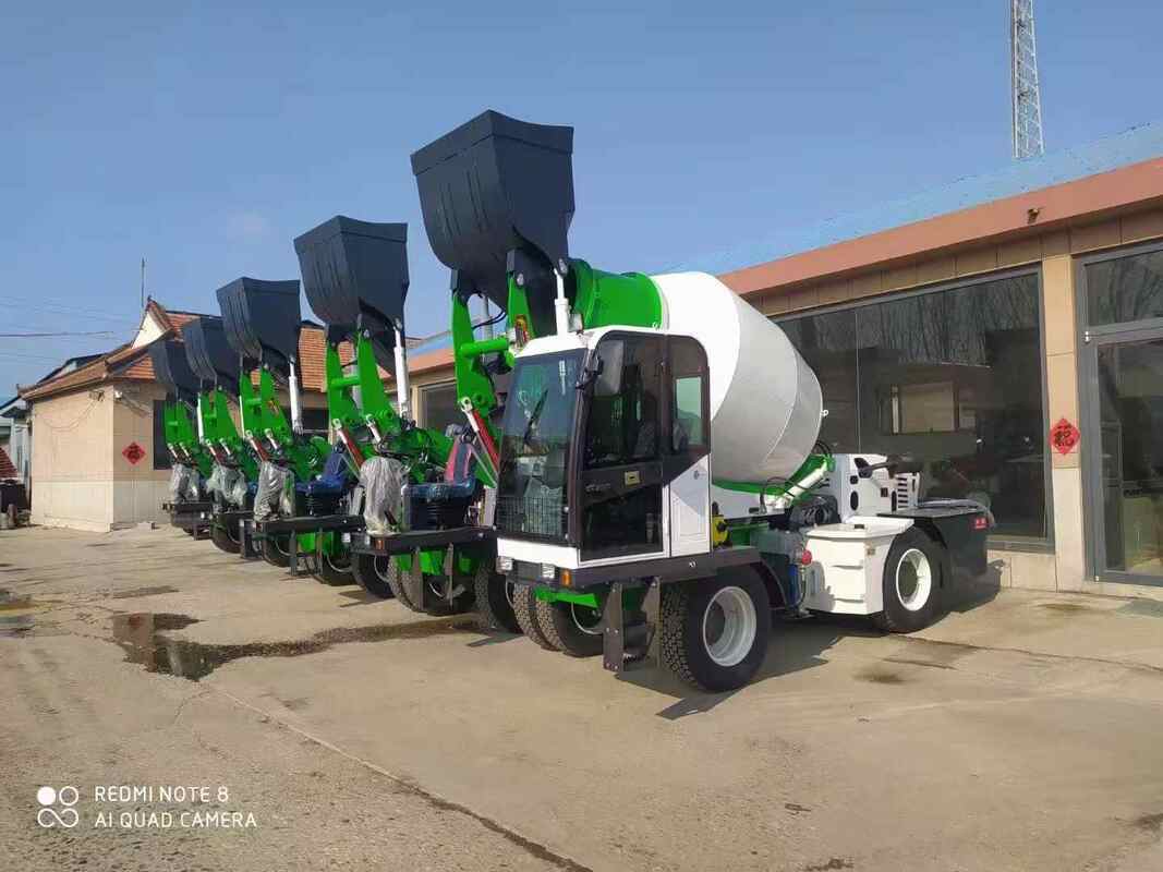 Zelflaadende mobiele betonmixer 0,5m3 3,5cbm Zelflaadende betonmixer